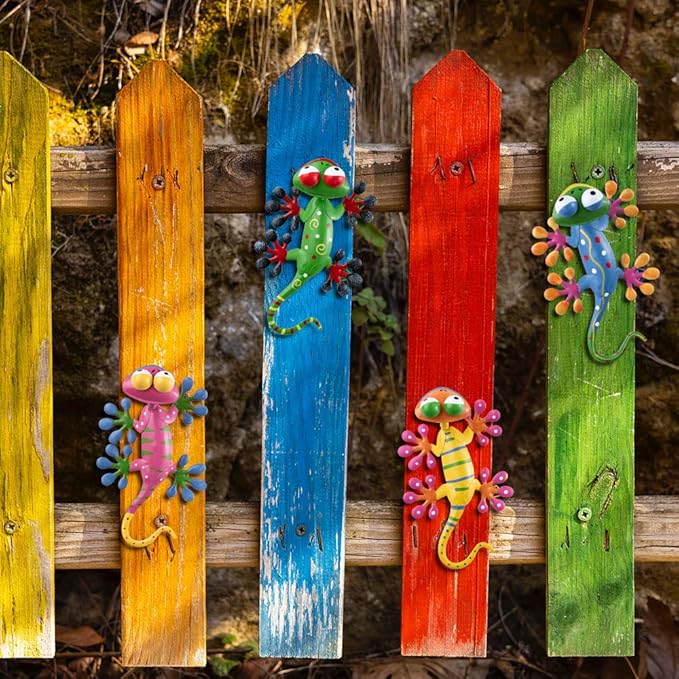 YEAHOME 4 Pack Metal Geckos Inspirational Wall Art, Mexican Outdoor Wall Decor with Shaking Head, Lizard Wall Sculptures & Statues for Farmhouse, Porch, Patio, Lawn, Fence, Backyard